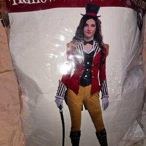 Womens xl ravishing ringmaster